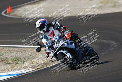 media/Sep-20-2025-TrackDaz (Sat) [[27f0cde673]]/B Group/1020am (Turn 3)/